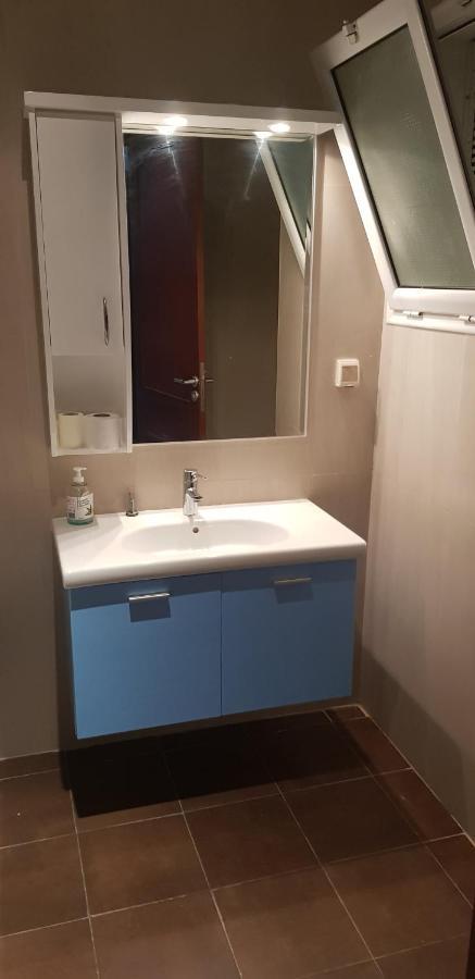 Appartement New Stylish&spacious At Berges Du 2 Tunis