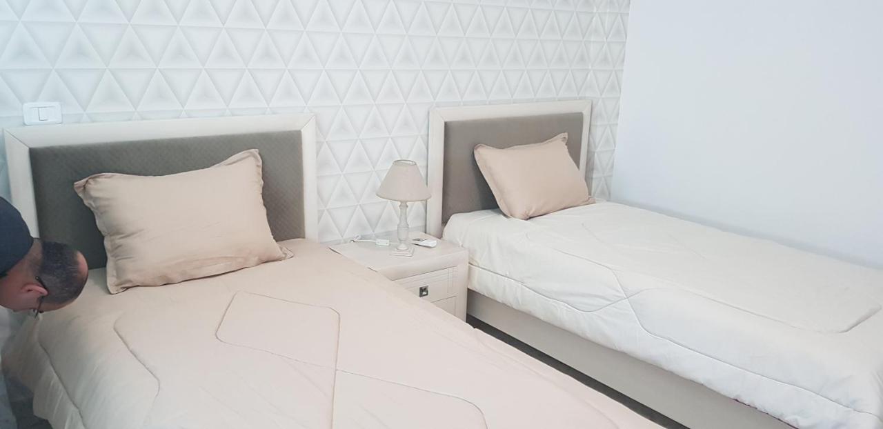 New Stylish&spacious At Berges Du 2 Tunis